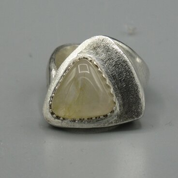 二つのトライアングル