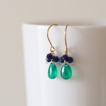 14kgf：グリーンオニキスとソーダライトのピアス（イヤリング）№9209