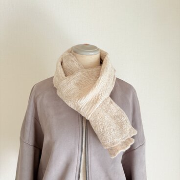 ふわふわメリノ羊毛のマフラー　ナチュラルベージュ