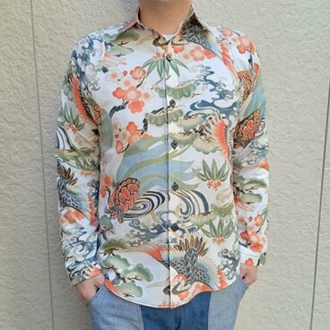 長袖和柄シャツ（松竹梅と鶴亀図）