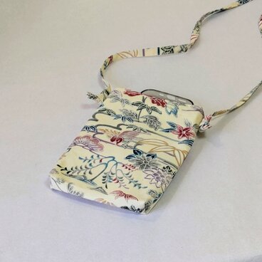 着物リメイク　スマホポシェット