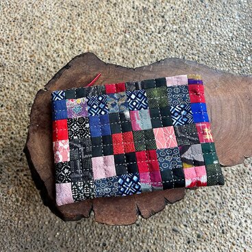 古布パッチワークのファスナーポーチ（カラフル）03002-09