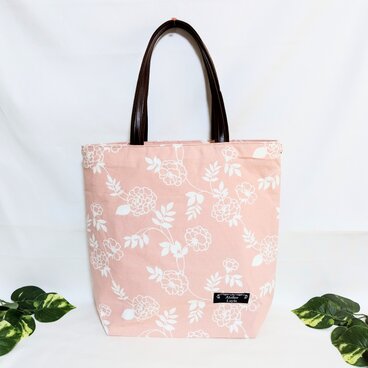 優しいピンクの2WAYトートバック