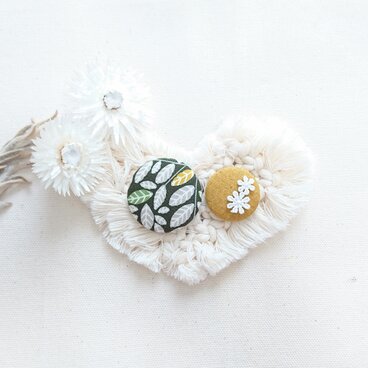 ★くるみボタンブローチ★