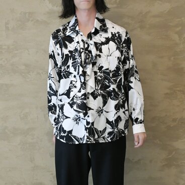 【完全一点物】メンズフリルシャツ(モノトーンフラワー)