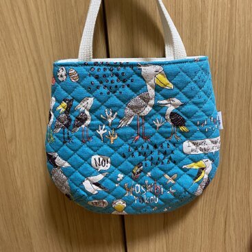 ラウンドトートバッグ　お散歩バッグ　ハシビロコウ　ターコイズ