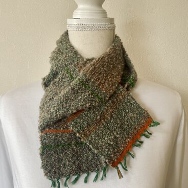 かぼちゃカラーのミニマフラー