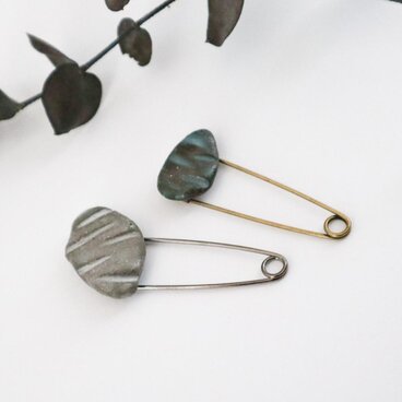 陶ブローチ（ストールピン）2つセット　その②