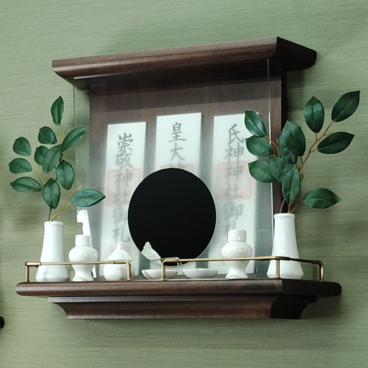 【 未来を拓く神棚　 神の鏡 】　三社宮神棚　ウォールナット無垢材　　モダン神棚 壁掛け型　ハンドメイドオリジナル商品