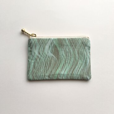 木綿手染ミニポーチ（縦曲・茶緑）