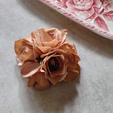 フラワーコサージュ ローズ バラ ■ アンティークカラー 3色展開 ■ ブラウン