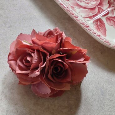 フラワーコサージュ ローズ バラ ■ アンティークカラー 3色展開 ■ ダークピンク