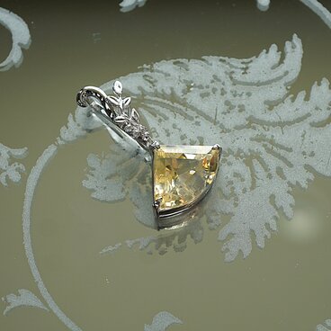 SV　シトリン　ペンダント＜ヘッドのみ＞