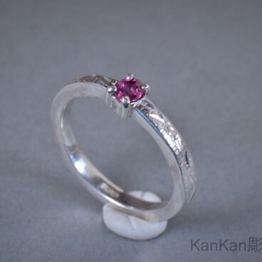 ルビーのリング