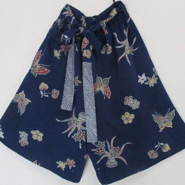 ８６１０　花柄の着物で作ったショートパンツ　＃送料無料