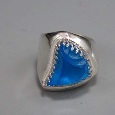 南仏 紺碧海岸の青い月