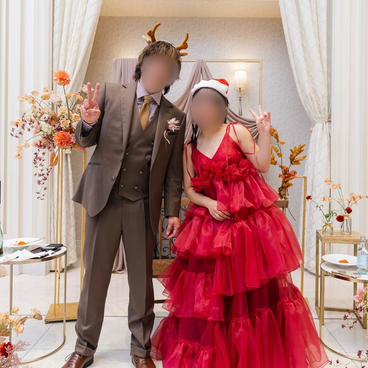 実例写真！ボルドー色 カラードレス キャミソール 上質オーガンジー デザイン感 可愛い 編み上げ 前撮り