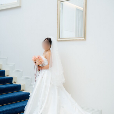 実例写真！ウェディングドレス ベアトップ 3D立体レース刺繍 花モチーフ ツーピース 光沢サテン 拳式/前撮り