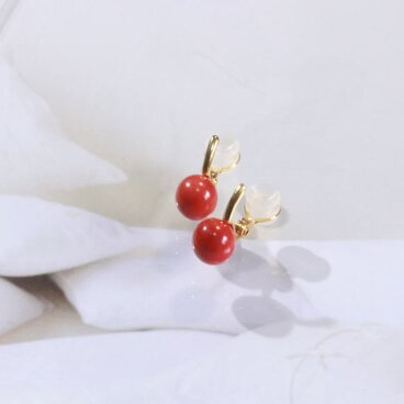 珊瑚のイヤリング（SV925×K18gp)