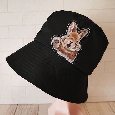 撥水コットンツイル生地で作ったクロッシェ（うさぎちゃん）