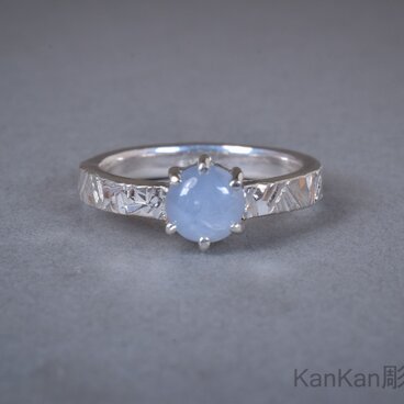 スターサファイアのリング