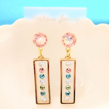 Luce ピンクローズのピアス