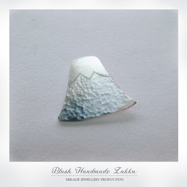 〚 home 〛sv925 simple mountain brooch