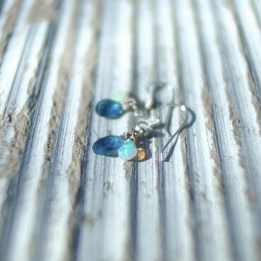 -'Santa Maria' Aquamarine・Opal- hooks