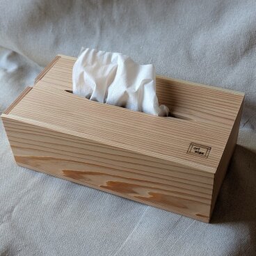 杉のティッシュボックス