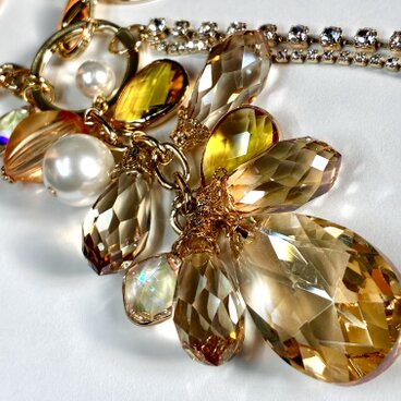 大人可愛いキラキラ光雫バッグチャーム　ベージュ