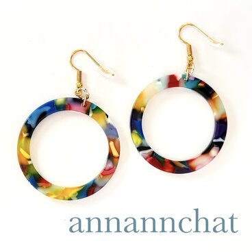 【カラフルな輪　ピアス】フランス　ミックスカラー　