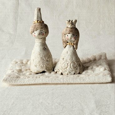 レースのおひなさま