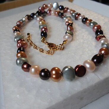 ジェムズコーンなネックレス