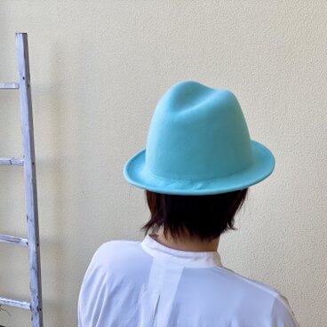 木型で作った ふたこぶフェルトハット