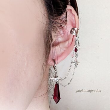 星と雫☆フープイヤリング&イヤーカフ/レッド【ピアス等パーツ変更可】