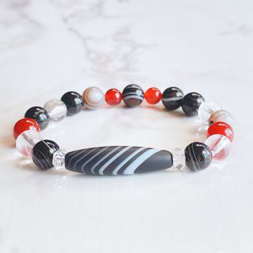 ✦一点限定✦人間関係の流れを変えたい方へ チベット天珠・天眼石・ヒマラヤ水晶・赤瑪瑙 天然石ブレス パワーストーン No.675