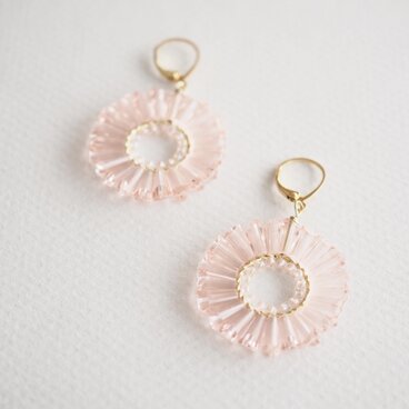 ガラスタワーのリングピアス/イヤリング  （ピンク）【受注】
