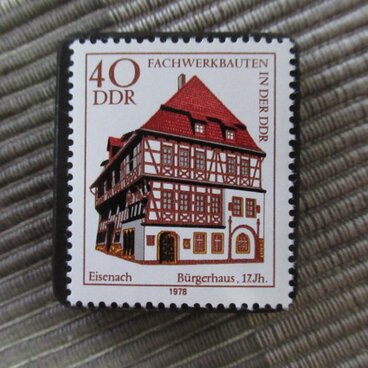 ドイツ　伝統家屋切手ブローチ10825