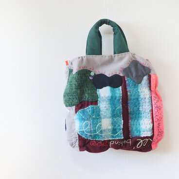 ウールバッグ「BOTANICAL NEON NIGHT」