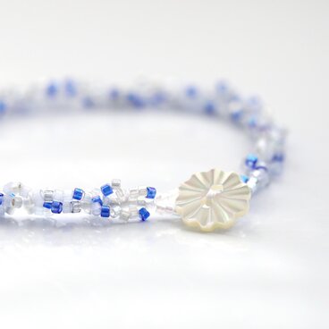 きらめくビーズのブレスレット / 白銀の星空