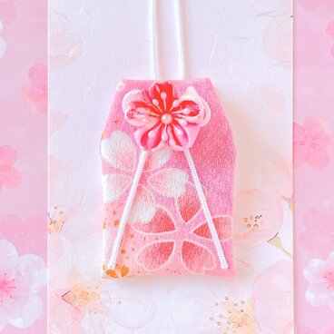 桜に想いを馳せて｜桜のお守り袋（手縫い・つまみ細工／元巫女が仕立てる）