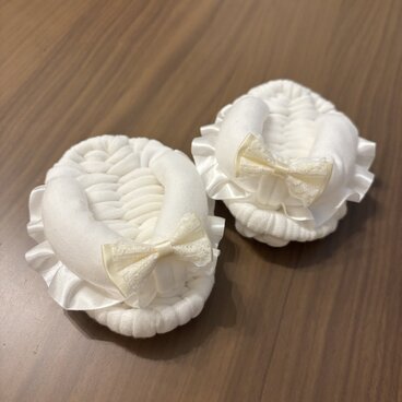 ふっくら フリル リボン ベビー 布わらじ　1歳　餅踏み　誕生日　草履 ホワイト ひなまつり