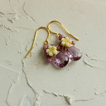 2月誕生石＊ピンクアメジスト＊花＊一粒石ピアス＊サージカルステンレスピアス＊no.741