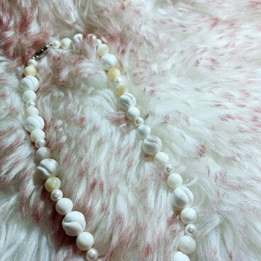 あこや真珠と天然石のネックレス