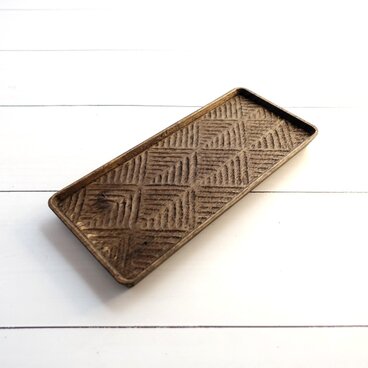 小ぶりの木彫トレイ 栗渋染め