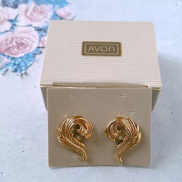 《Avon》 “precious plume” エイボン ヴィンテージピアス