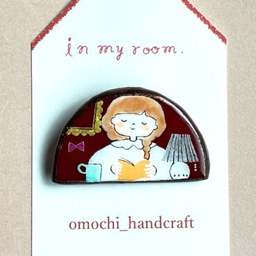 ブローチ in my room　ステンドグラスブローチ