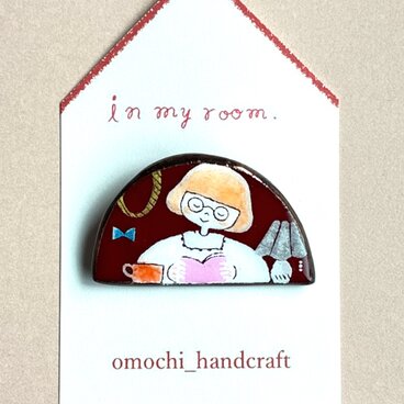 ブローチ in my room　ステンドグラスブローチ