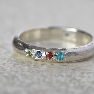 繋がる光の銀物語～グリーントルマリン・コーンフラワーサファイア・オレンジサファイア・パライバトルマリン～