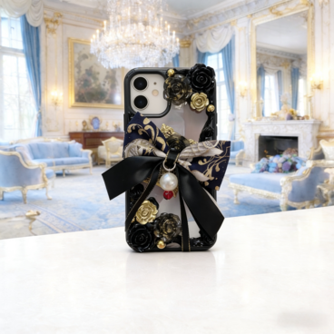 アンティーク薔薇のスマホケース｜一点物 立体装飾 クラシカル ロココ ハンドメイド 大人可愛い ゴシック